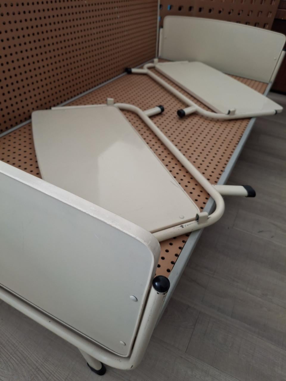 Logeerbed, 2 identieke bedden