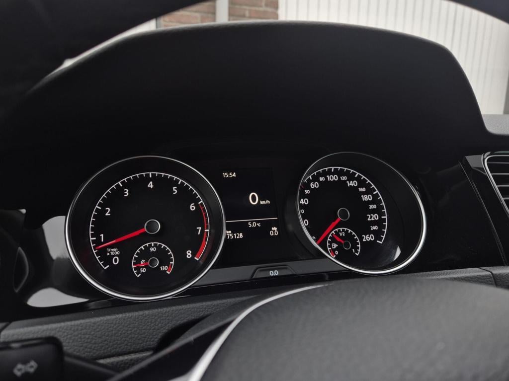 Volkswagen Golf 1.4 tsi highline / 5-deurs / massagestoel / cruisecontrol /