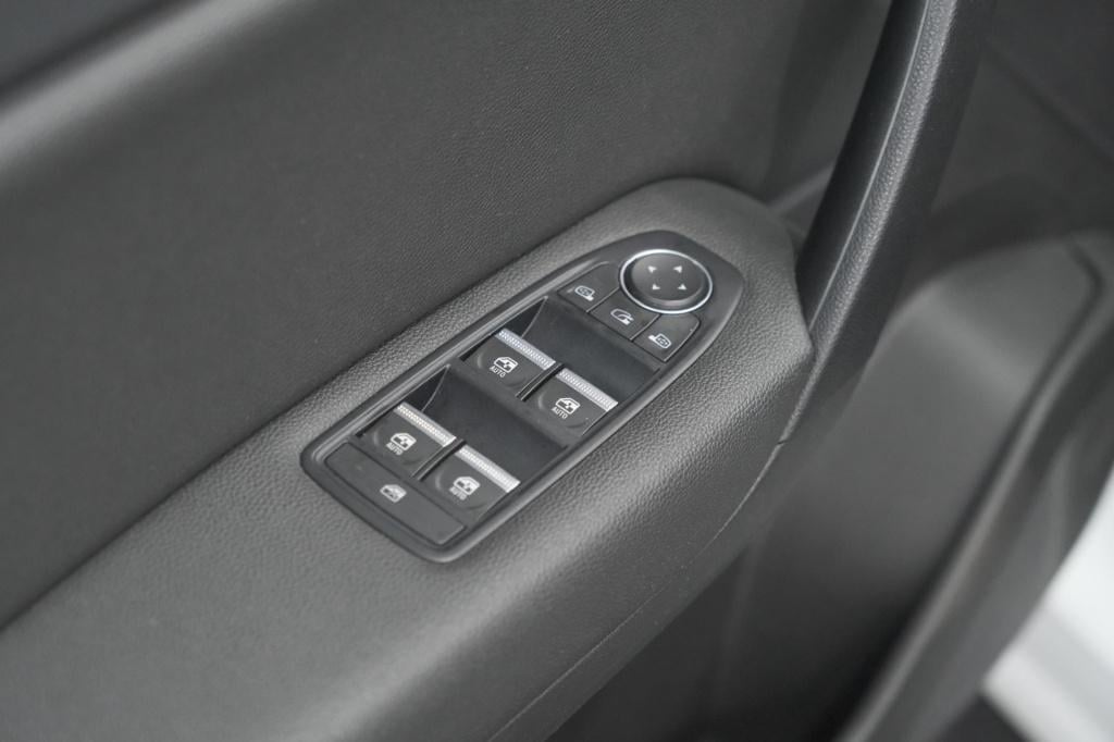 Renault Captur tce 130 intens | trekhaak | camera | parkeersensoren