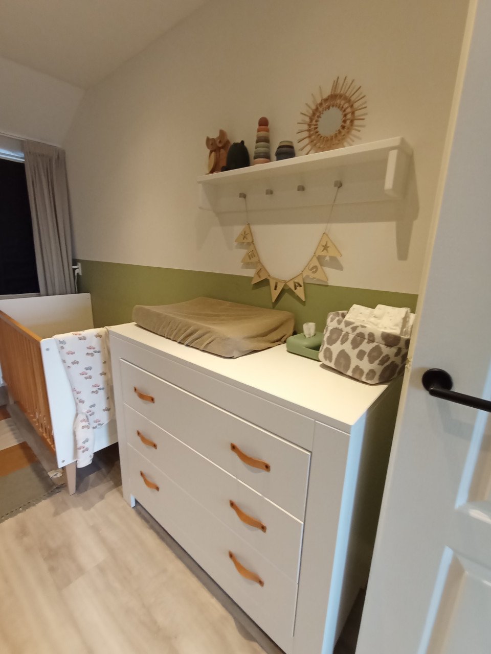 Commode en wandplank