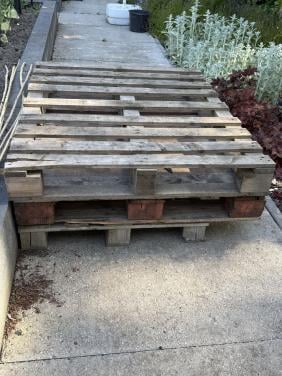 Gratis af te halen, 3 pallets