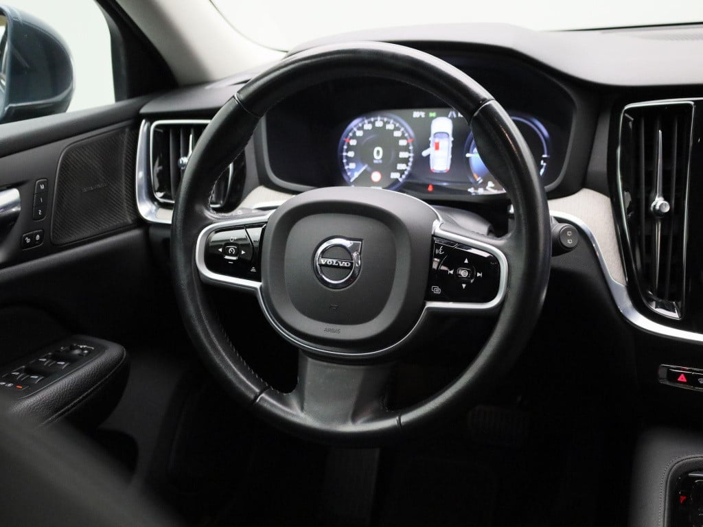 Volvo V60 2.0 t6 recharge awd inscription | automaat | lmv | trekhaak | led