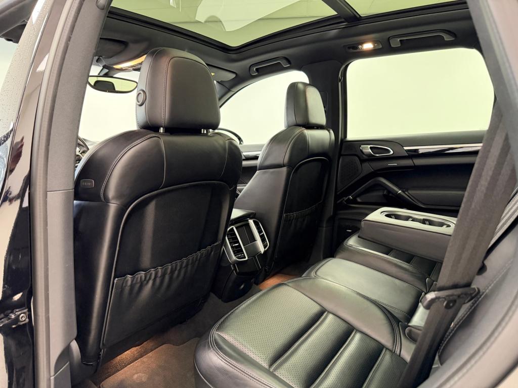 Porsche Cayenne 3.0 s e-hybrid platinum edition | dealer ond. | org. nl | l
