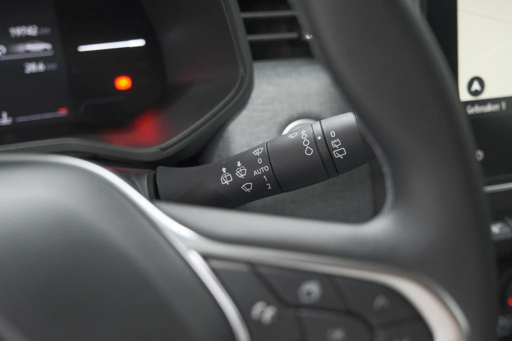 Renault Clio tce 90 evolution | camera | navigatie | apple carplay | parkee