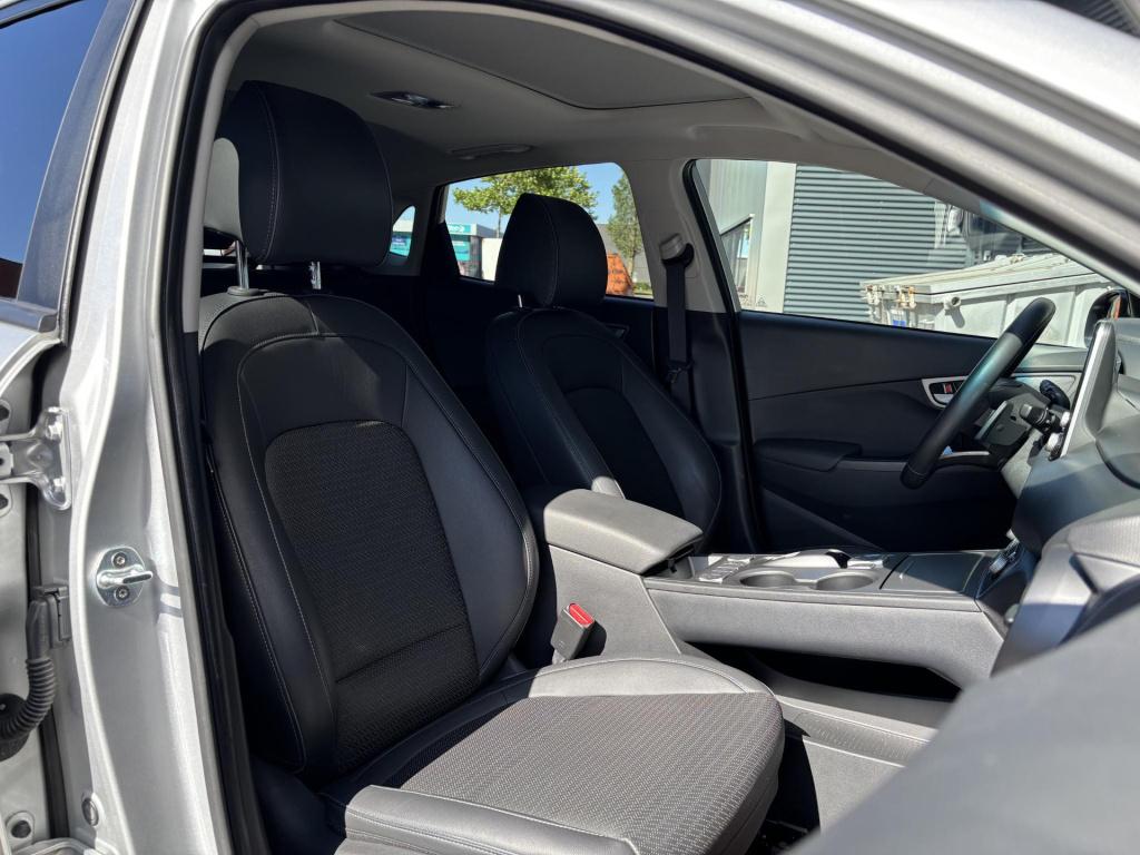 Hyundai Kona ev limited 64 kwh