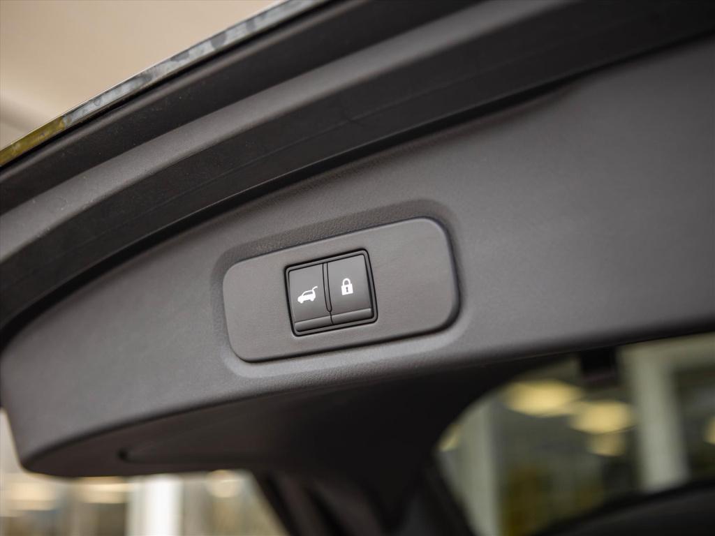 Nissan Qashqai mild-hybrid 160pk automaat tekna plus | bose | pano | memory