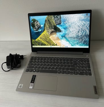 Lenovo IdeaPad 3 / Intel Core i3 / 10de generatie / 8GB ram / Windows 11 /