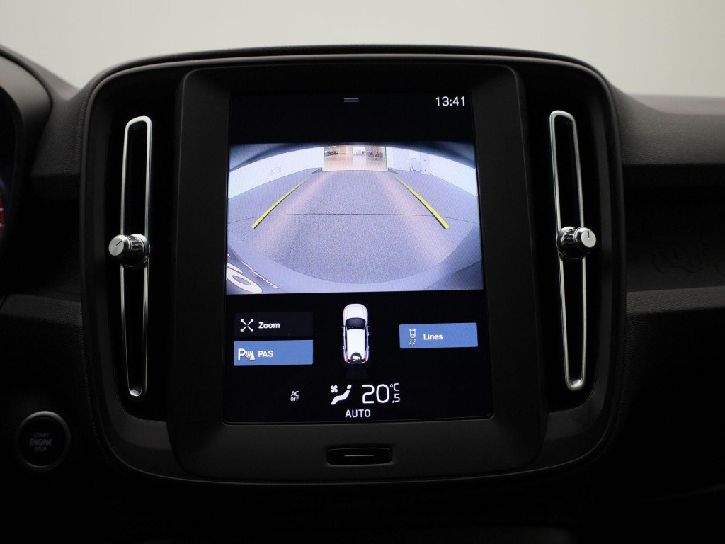 Volvo XC40 1.5 t3 momentum | automaat | lmv | navigatie | virtual cockpit |