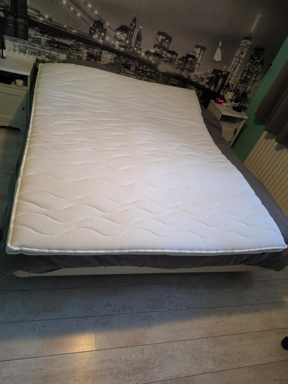 Nieuwe topmatras 160×200