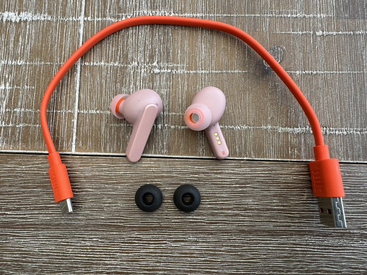 JBL Live Pro+ TWS oordopjes