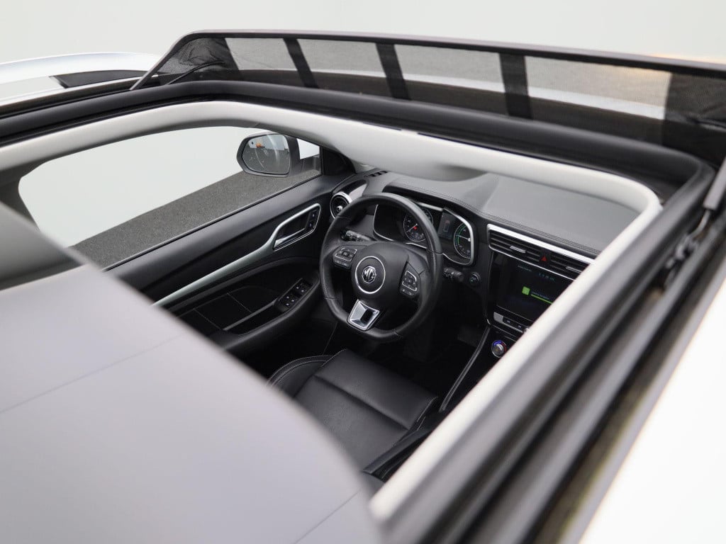 MG Zs Ev mg luxury 45 kwh
