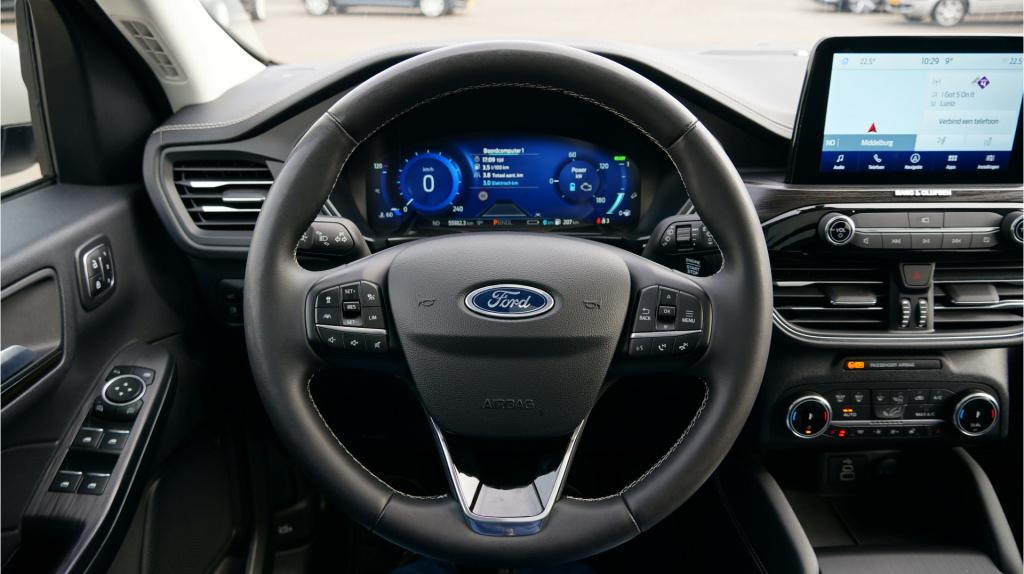 Ford Kuga 2.5 phev vignale pano rijklaar incl garantie