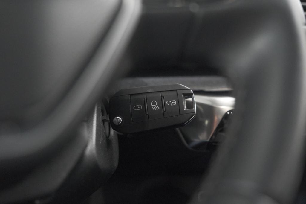 Peugeot 3008 1.6 puretech 180 allure | 1.500 kg trekgewicht | schuif-kantel