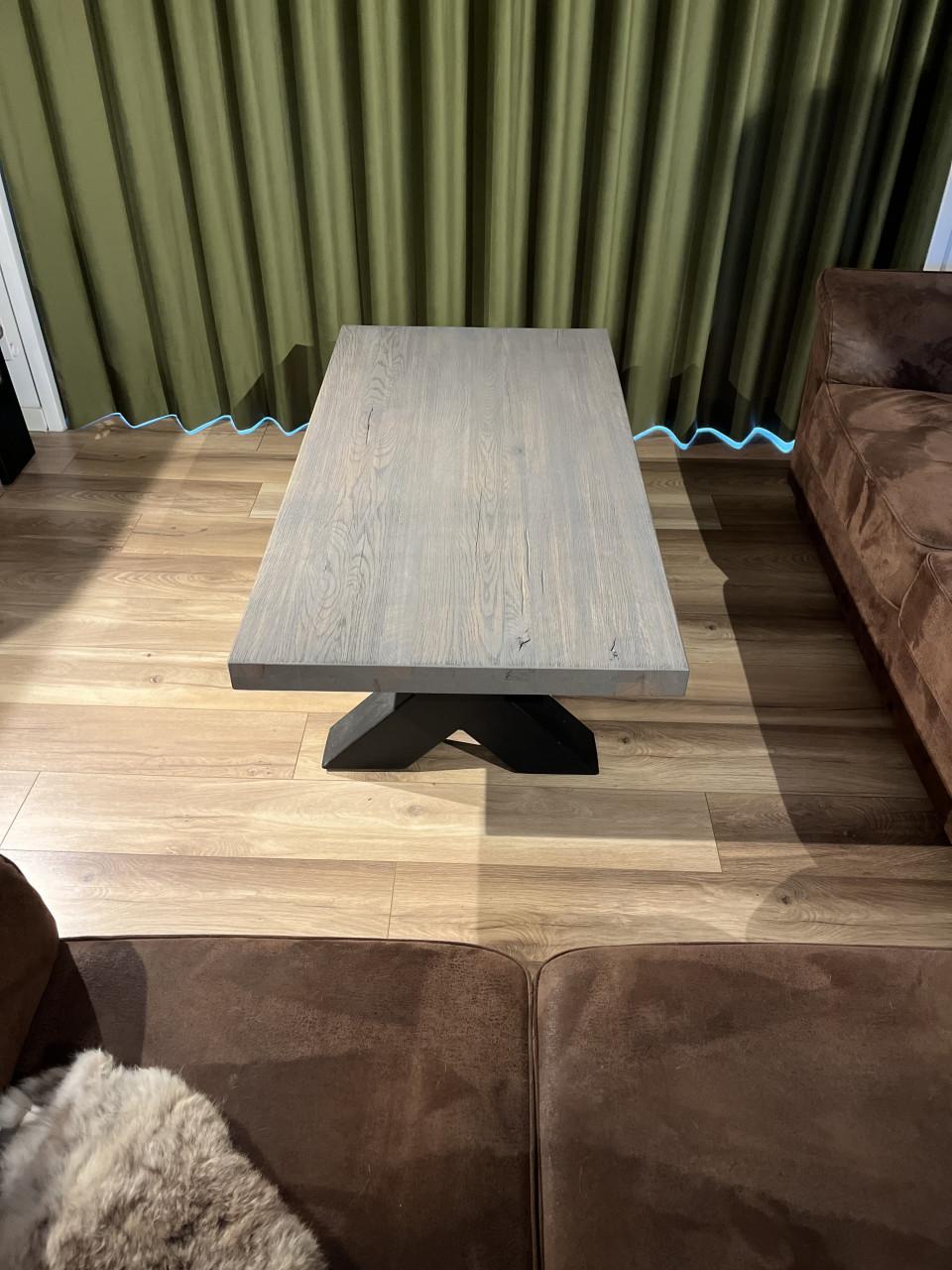 Stoere industriële eettafel + salontafel | Bijna nieuwstaat