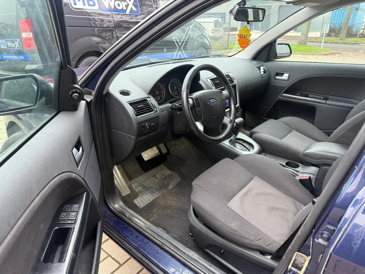 Ford Mondeo 2.0-16V Trend Automaat