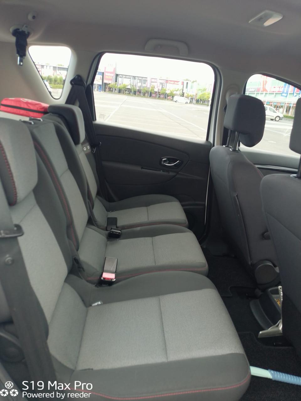 Nette Renault Scenic