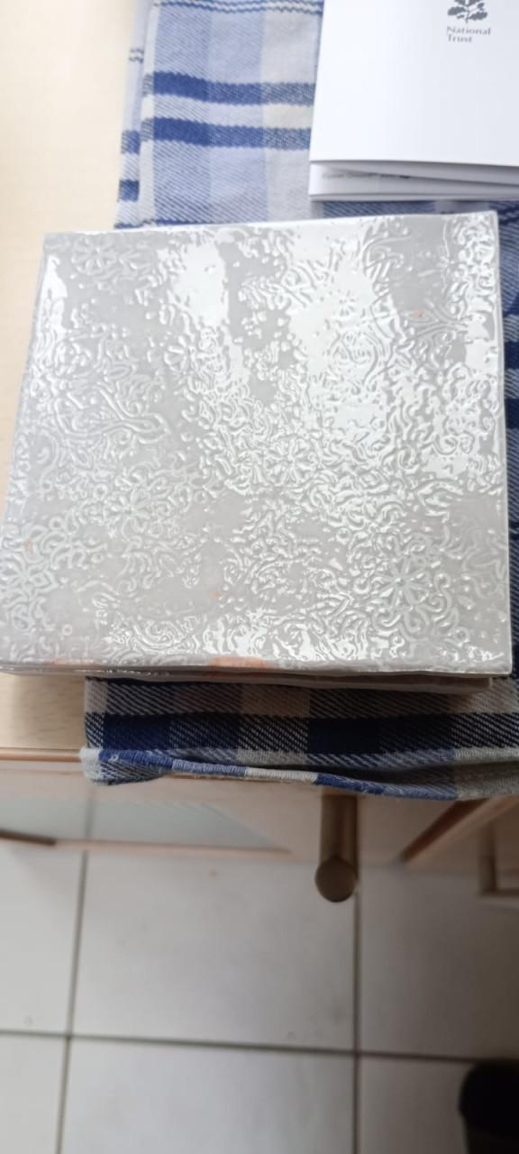 Ik zoek WOW wandtegel zellige grey 12.5x12.5  decortegels