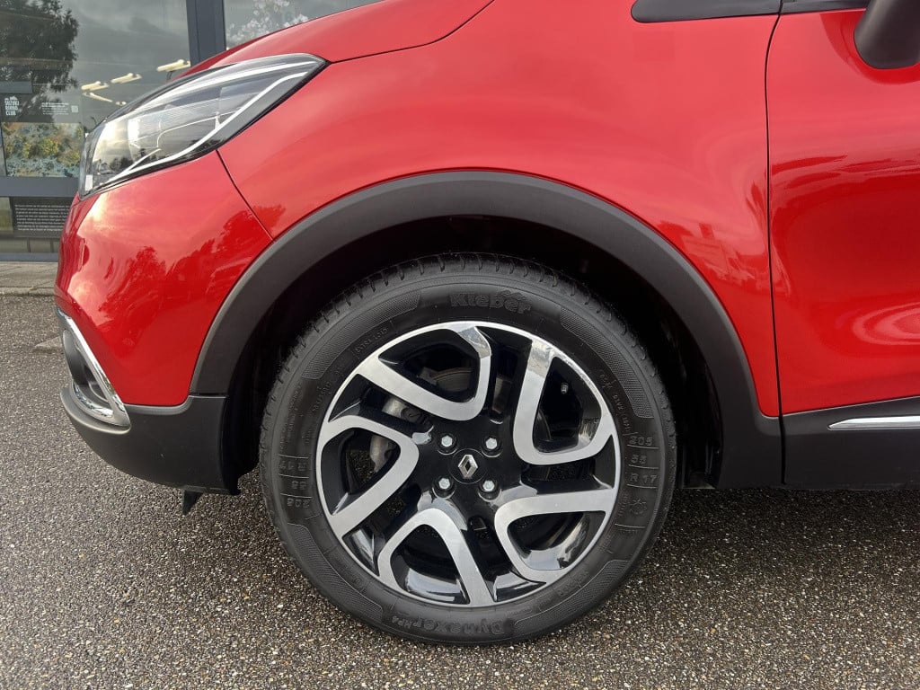 Renault Captur 1.2 tce helly hansen automaat