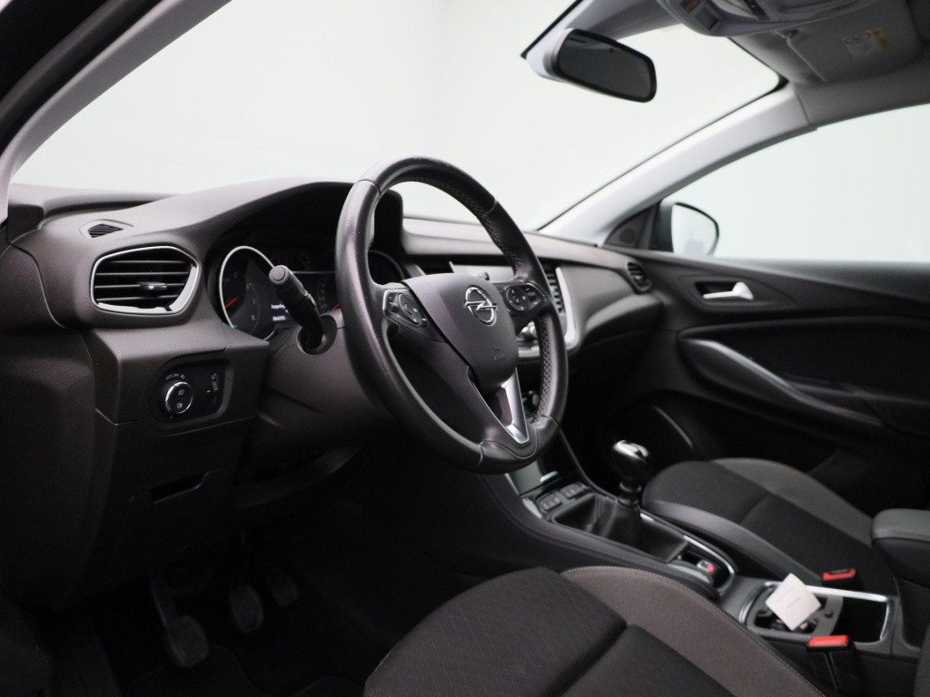 Opel Grandland X 1.2 turbo business executive | lmv | parkeer sensoren | el