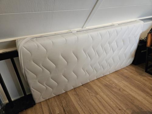 Eenpersoons matras Leen Bakker, nieuwstaat