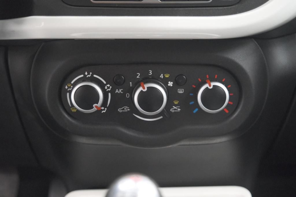 Renault Twingo 1.0 sce collection | cruise control | airco | bluetooth radi