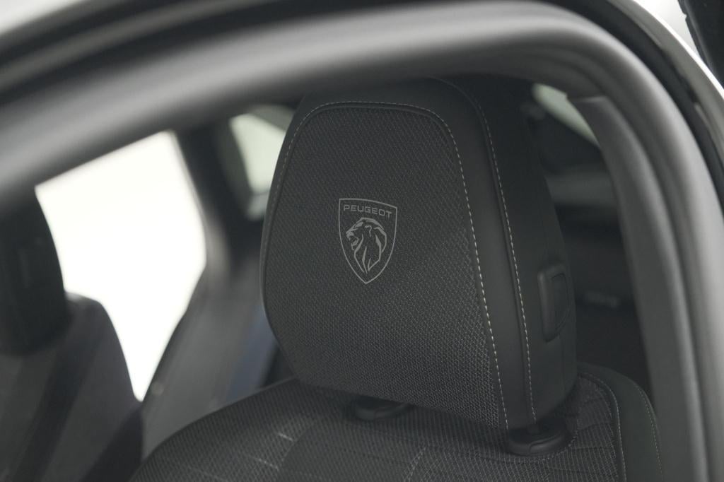 Peugeot 3008 1.2 hybrid 136 gt | adaptieve cruise control | camera | elektr