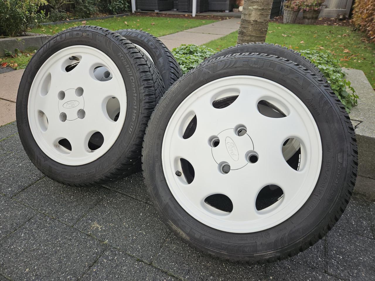 Winterbanden 195/50/r15 op velg