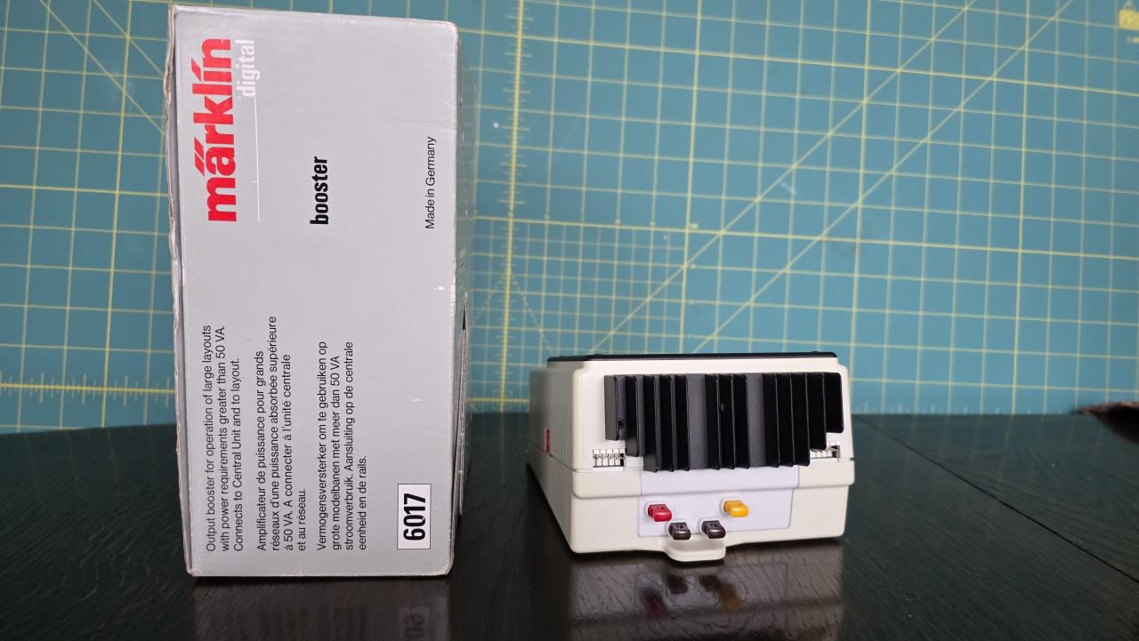 Märklin booster 6017