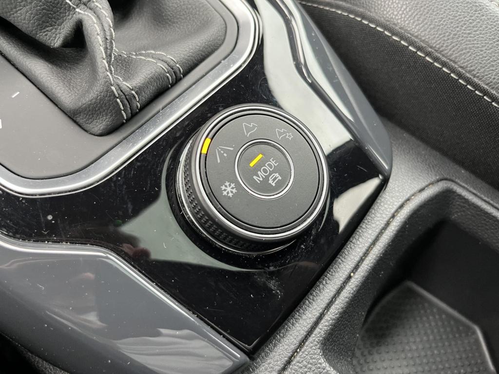 Volkswagen T-roc 2.0 tsi 4motion sport | r-line | cruise control | climate 