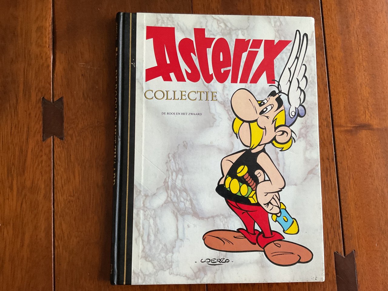 Asterix,   Collectie.    De roos en het zwaard.     Hardcover.