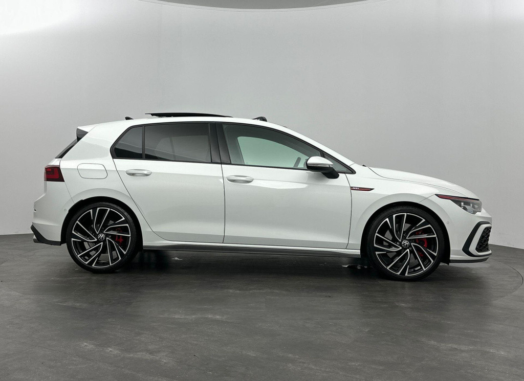 Volkswagen Golf 2.0 tsi gti pano leder iq stoelkoeling acc