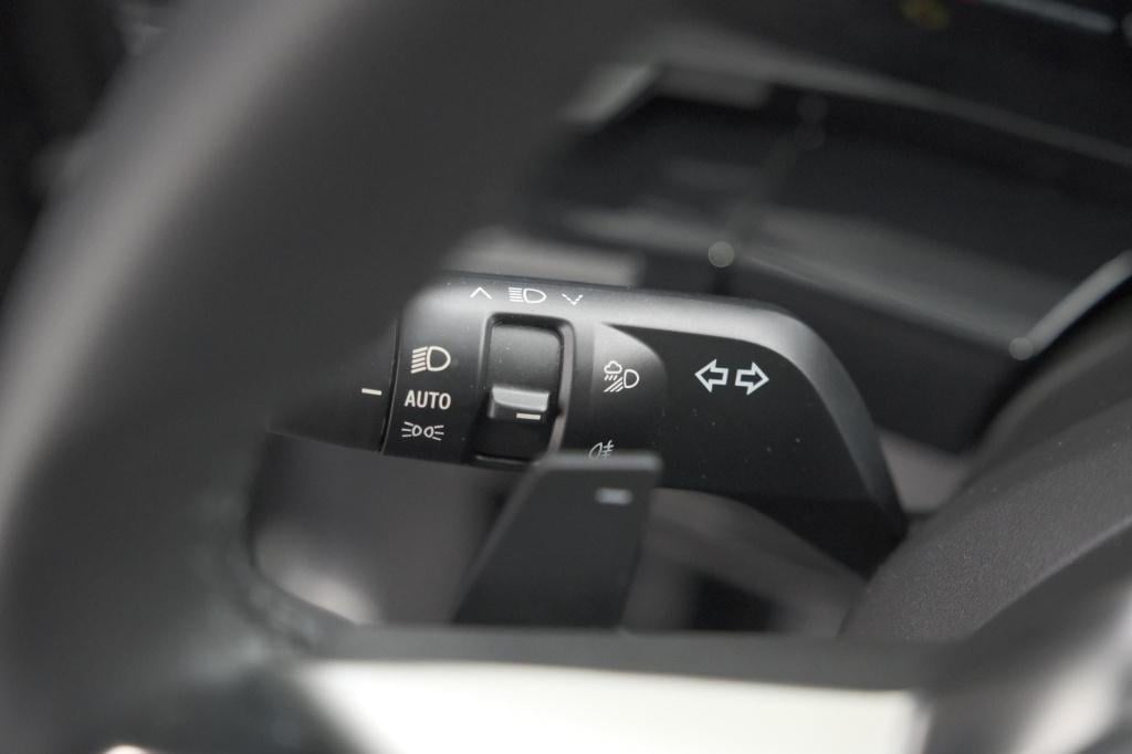 Renault Austral 1.2 e-tech full hybrid 200 techno | 360 camera | panoramada