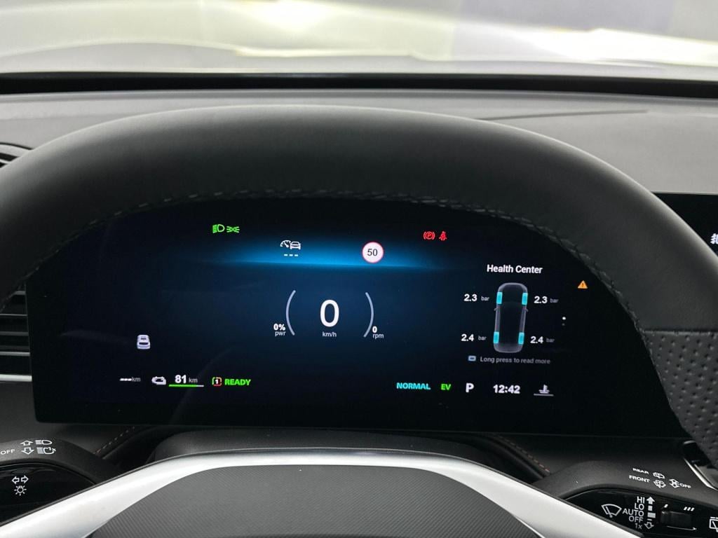 MG Hs 1.5 phev luxury | voorraad voordeel | op=op | leder | 100 km elektris