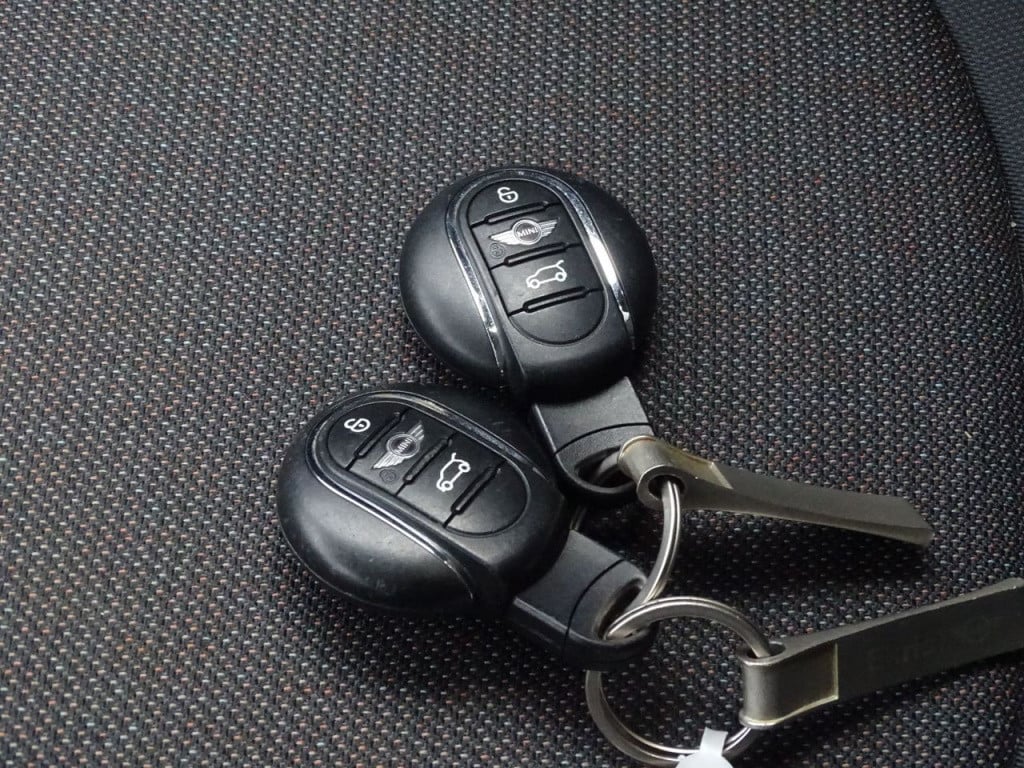 Mini One mini 1.2 business | pano | navi | bluetooth