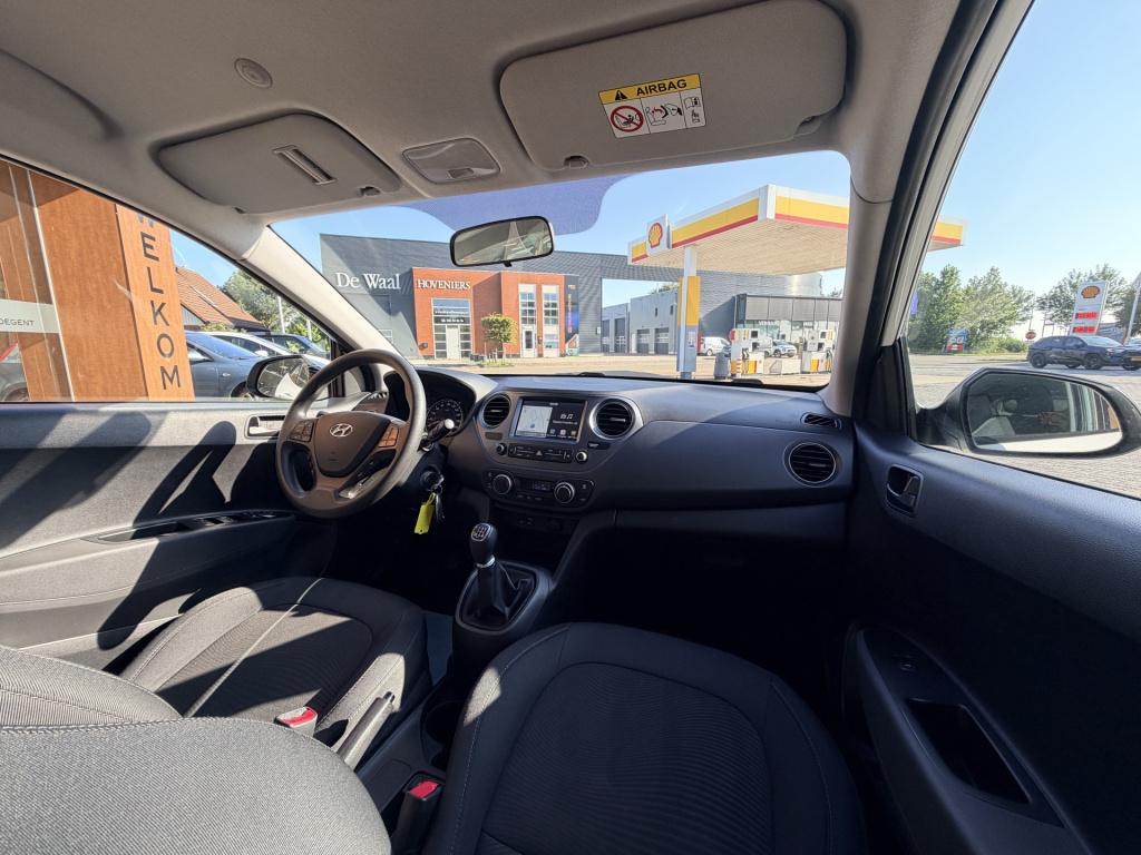 Hyundai I 10 1.0i go! 2017 | carplay | nav | radio | bluetooth | climate co