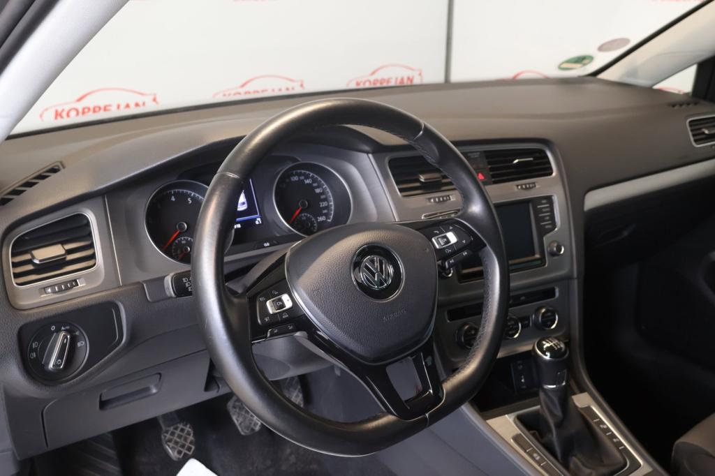 Volkswagen Golf 1.0 tsi connected series nl auto, carplay, all season bande