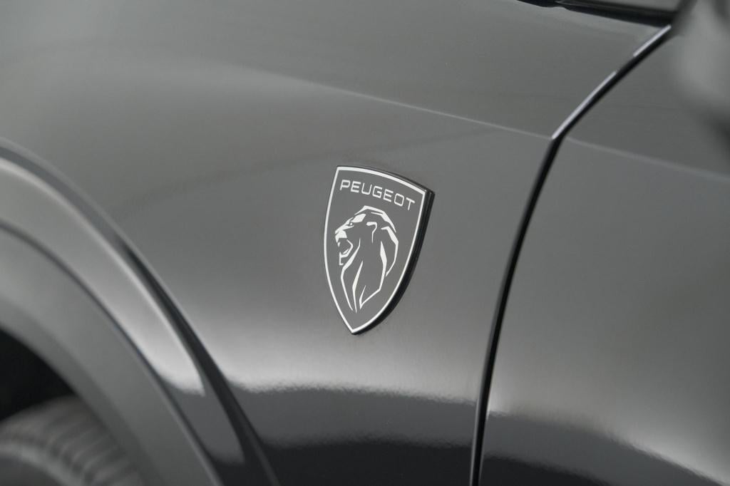 Peugeot 3008 1.2 hybrid 145 gt | elektrische kofferklep | camera | adaptiev