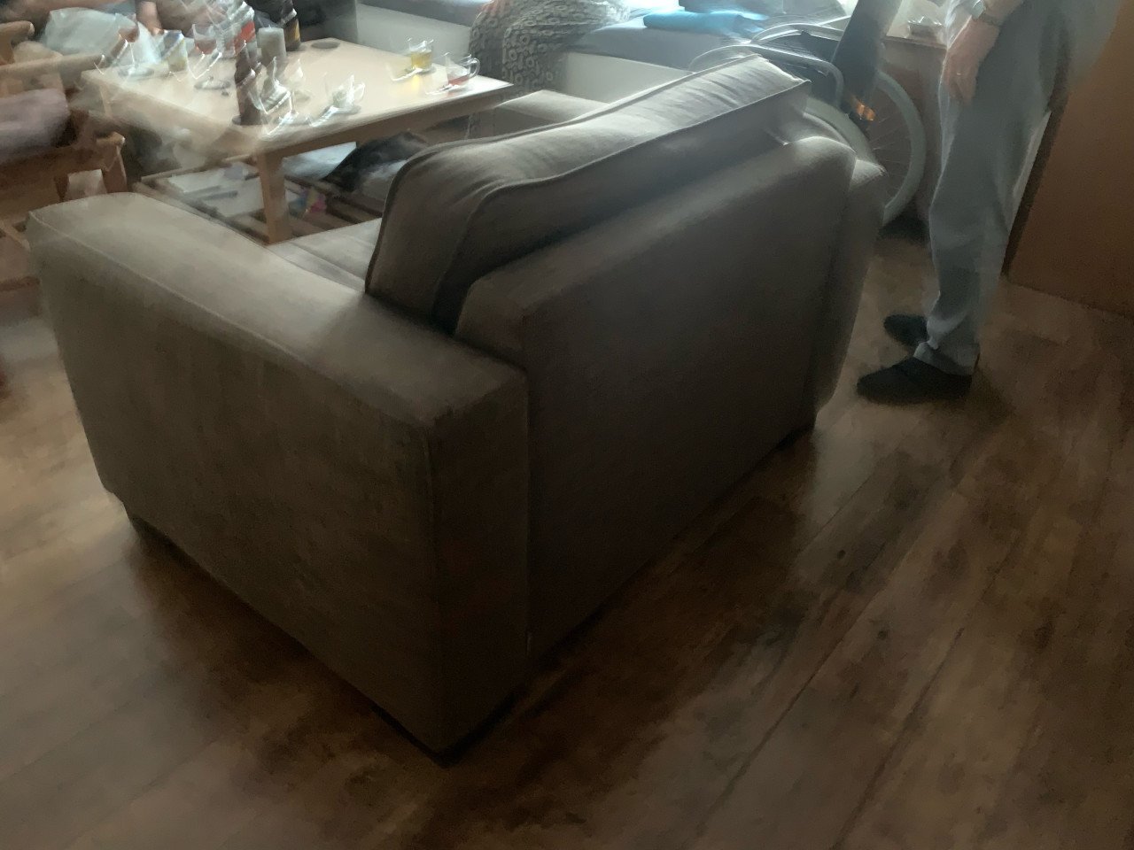 Bank loveseat