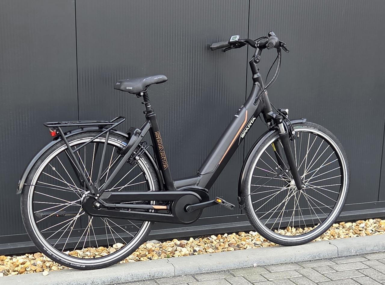 Sparta M7TB 400Wh 53cm Active Line Bosch middenmotor