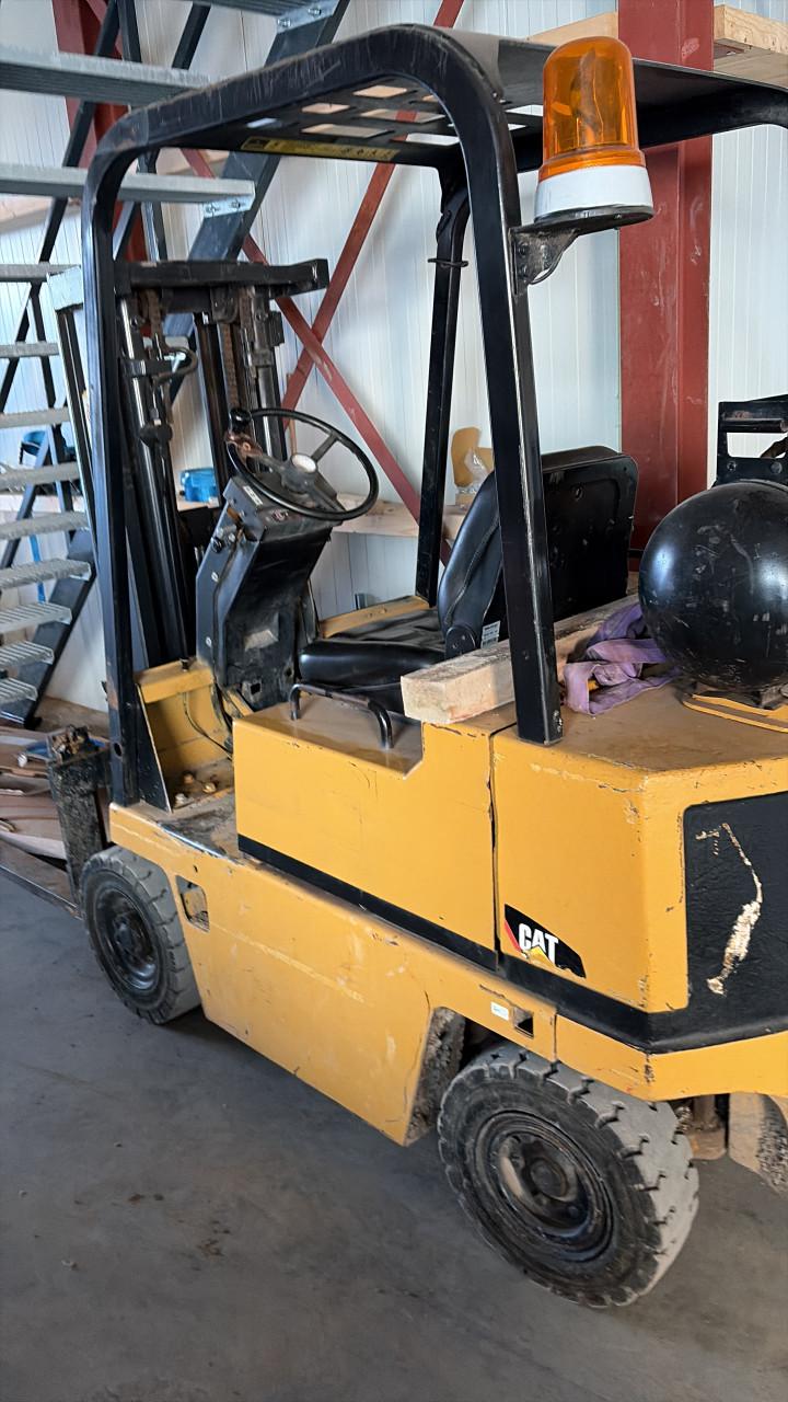 Cattepiller lpg heftruck