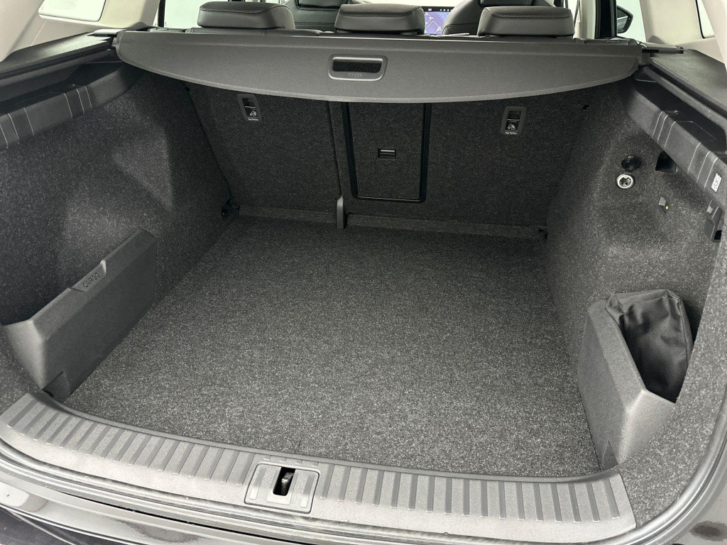 Skoda Enyaq Iv business edition elektromotor 210 kw / 286 pk suv