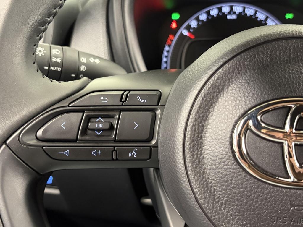 Toyota Aygo x 1.0 vvt-i s-cvt first| stoelverw.| carplay| led| lichtmetaal|