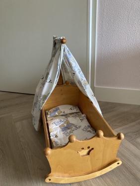 Poppen wieg bed van hout