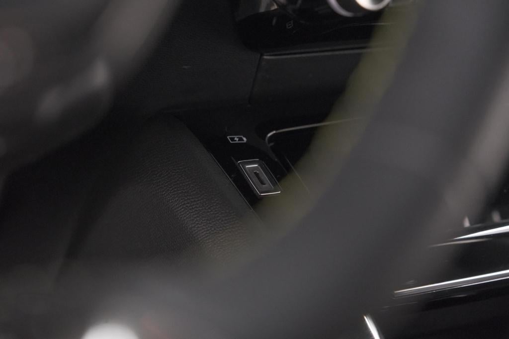 Peugeot 2008 puretech 130 eat8 gt-line | camera | dodehoekdetectie | adapti