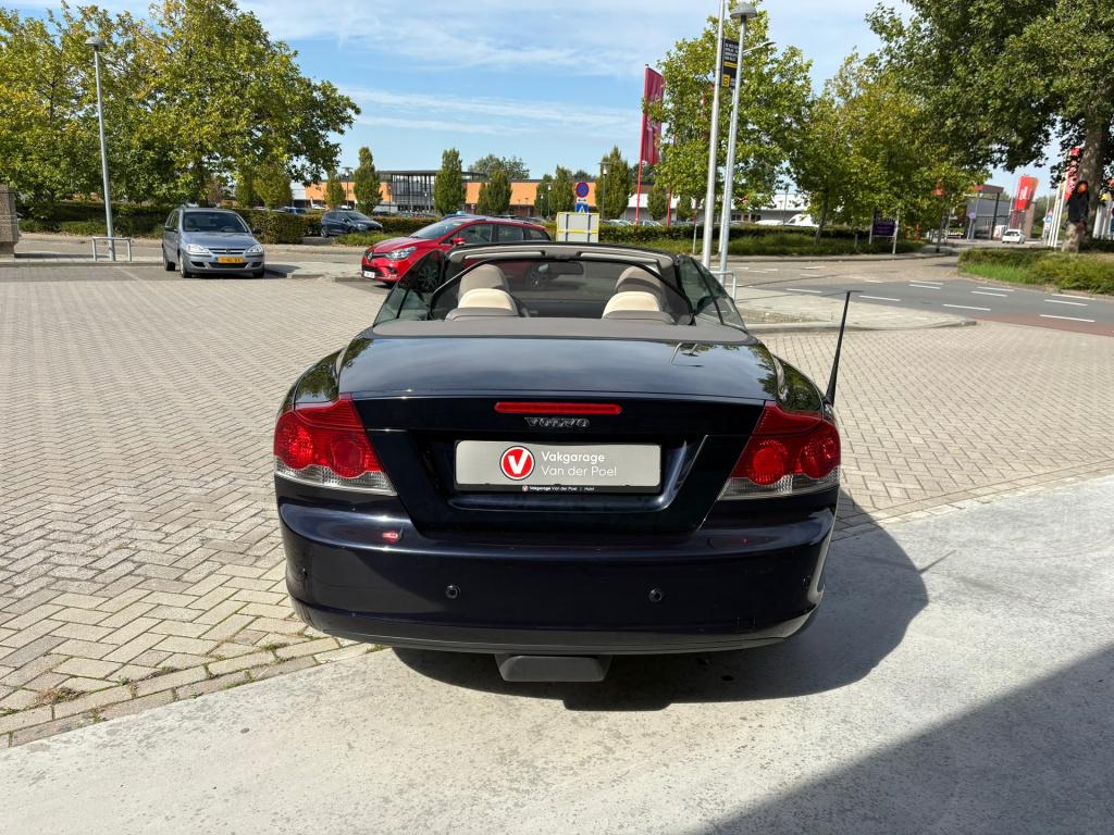 Volvo C70 convertible 2.4 momentum