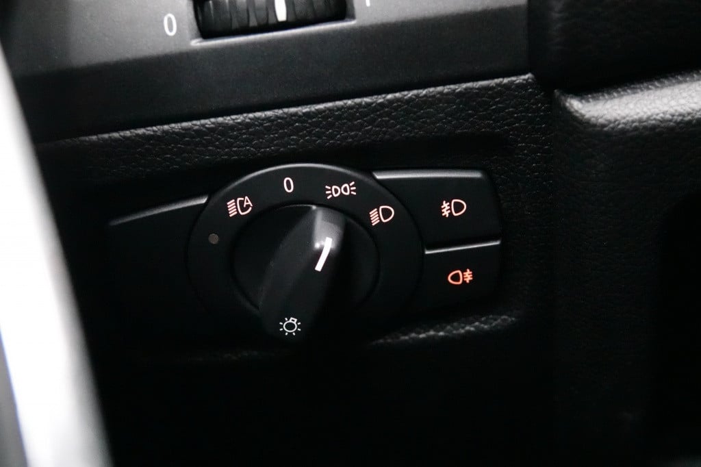 BMW 1 Serie 116i effdyn.edition | cruise | pdc | airco |