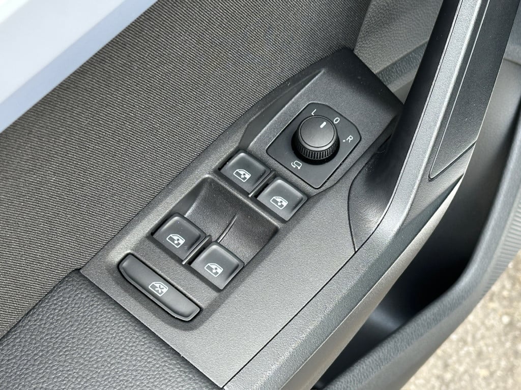 Seat Ibiza 1.0 ecotsi 116pk dsg fr | led | 18 inch | camera | carplay | ada