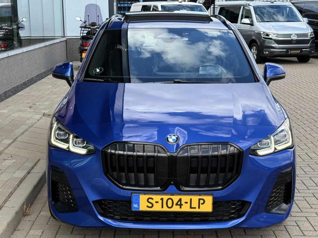 BMW 2-serie active tourer 220i m-sport | pano | cruise | lane assist | hud 