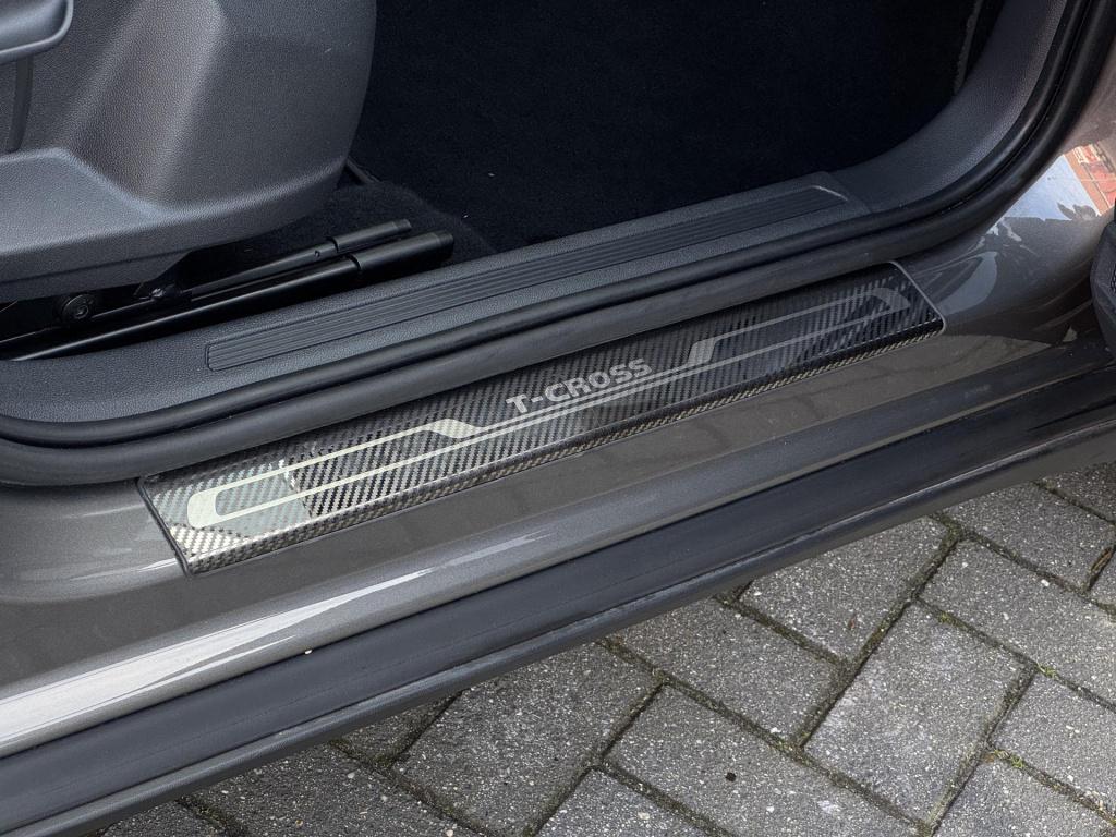 Volkswagen T-cross 1.0 tsi style automaat nl-auto inc. trekhaak afneembaar!