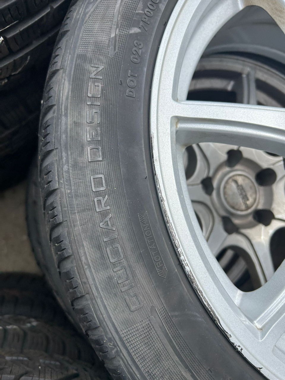 INTERACTION ALUMNIUM CHROME VLEGEN 7 SPAAKS MET VREDESTEIN GIUGARIO DESIGN